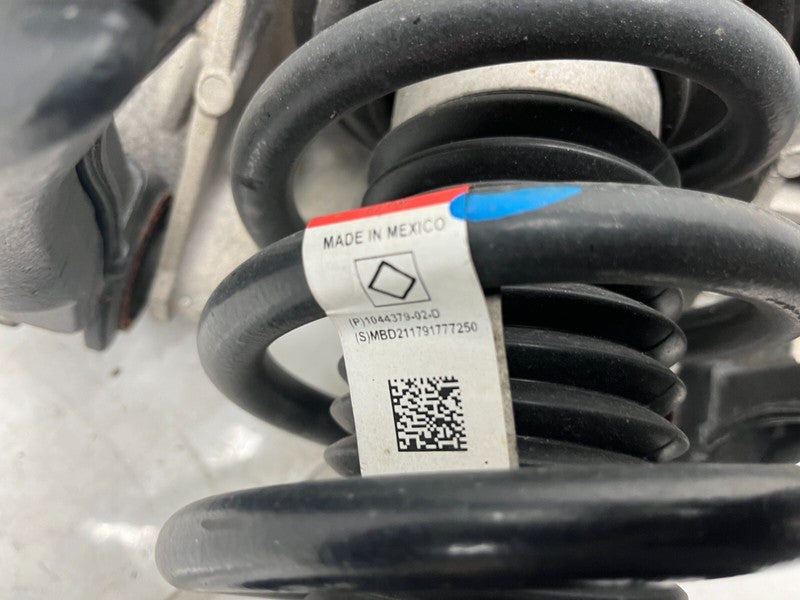 ⭕ 17-23 Model 3 Front Right Shock Strut Absorber w/ Upper Bracket 1044