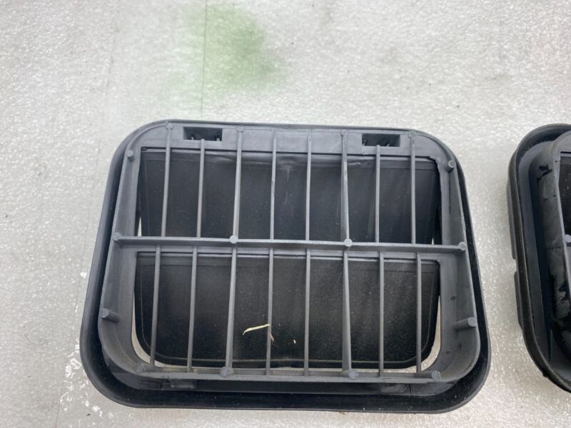 2F2A B280B62 AB ⭕12-20 Tesla Model S Rear Quarter Panel Rubber Flap Extractor Air Vent Grille x4