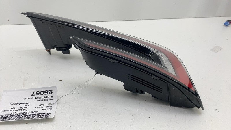 169150000F ⭕ 24-25 Model 3 Rear Passenger Taillight Quarter Tail Lamp Right RH 1691500-00-F