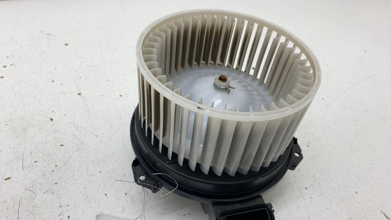 872700-6490 2020 Subaru Forester Heater HVAC Blower Motor Fan 872700-6490 OEM