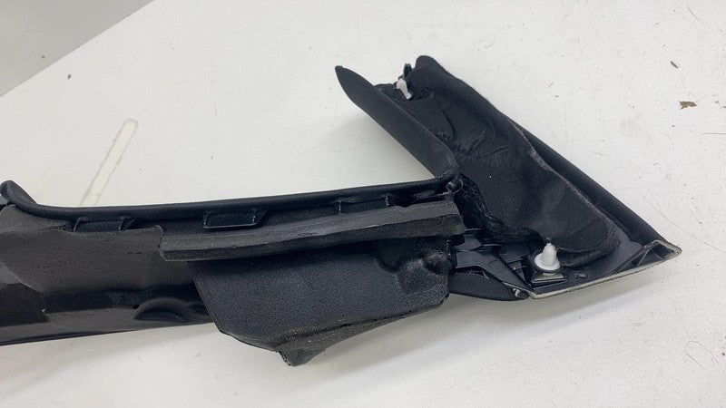 186754420E ⭕24-25 Tesla Model 3 Passenger Side C-Pillar Upper Trim Cover Right 1867544-20-E