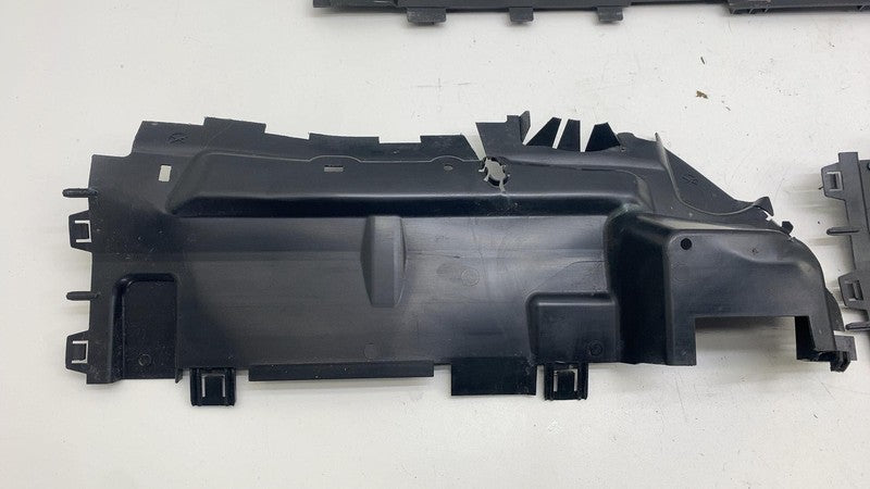 9Y0121707J ⭕ 2024 Porsche Cayenne Upper Radiator Support Air Deflector Guide OEM 9Y0121673D