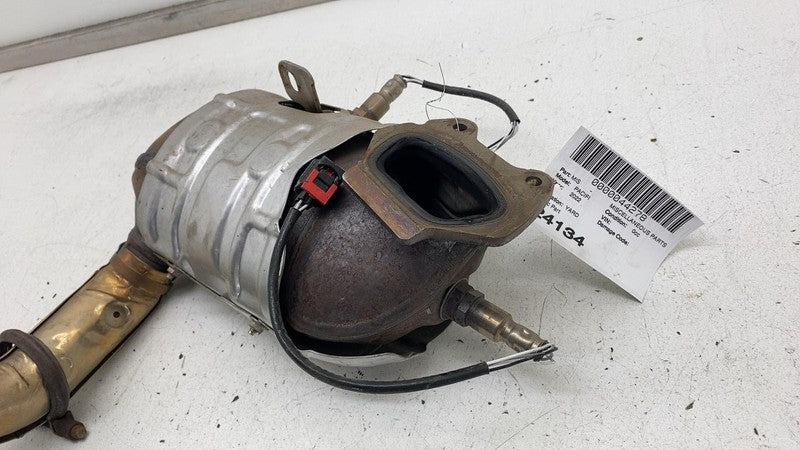 68323149AC ⭕ 2017-2024 Chrysler Pacifica Exhaust System Rear Tube Pipe Manifold 68323149AC