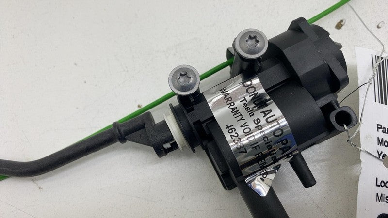 985 879 04 ⭕ 2011-2016 Mini Cooper Countryman S Fuel Door-Lock Gas Tank Actuator 985 879-04