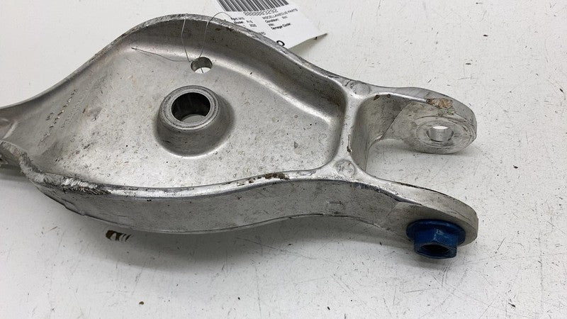 PT01147637A ⭕ 2025 Rivian R1S Front Right Suspension Lower Control Arm AWD OEM PT01147637-A