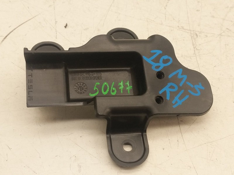 1008404 00 C ⭕ 12-20 Model S Rear Passenger Side Door Opener Mount Bracket Right 1008404-00-C