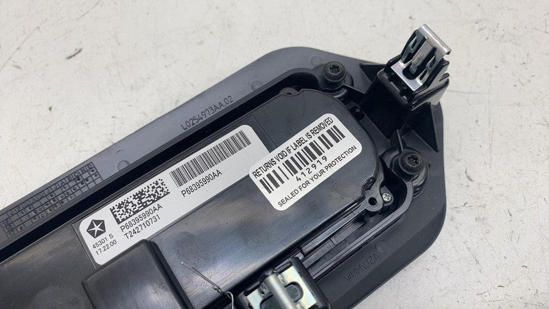 68395990AA ⭕ 18-20 Chrysler Pacifica Rear Heater A/C Climate Temperature Control 68395990AA