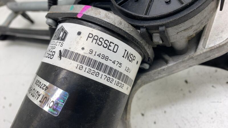670007561 ⭕ 2017-2020 Maserati Levante Front Windshield Wiper Motor and Linkage 670007561