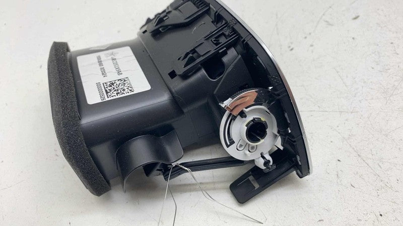 6EC051X9 AB ⭕ 19-25 Chrysler Pacifica Front Outlet-Air Conditioning & Heater Vent 6EC03TRMAA