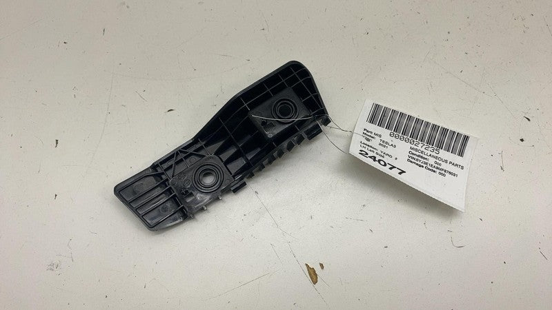 ⭕ 17-23 Model 3 Rear Left Bumper Taillamp Taillight Mount Bracket 1083