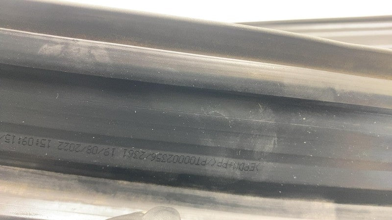 PT00002356 ⭕ 22-24 R1T Left & Right Skirt Rocker Panel Molding Seal PT00002356 / PT00002361