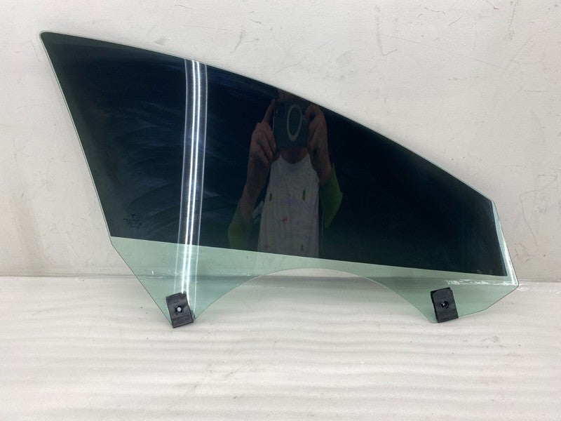 43R-004530 ⭕2017-2019 Tesla Model 3 Front Driver Side Door Window Glass Left (Single Pane)