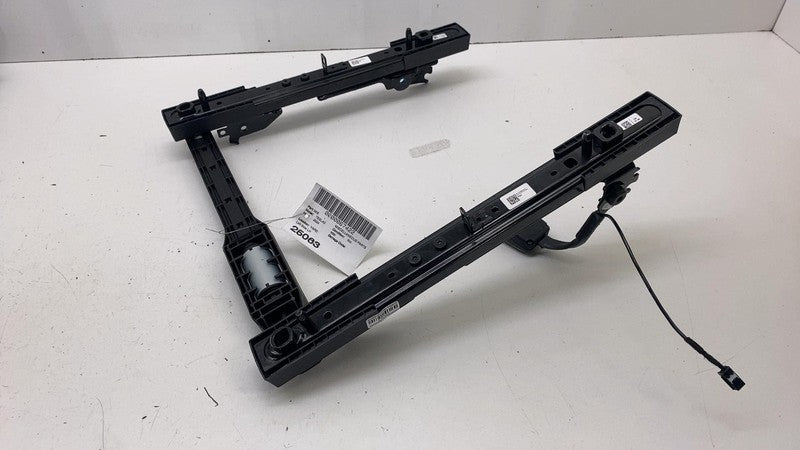 ⭕ 2024-2025 Model 3 Front Left 1st Row Seat Adjuster Motor w/ Track 11
