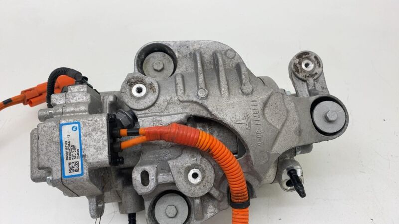 1110711 00 B ⭕17-20 Model 3 Air Conditioning A/C Compressor Pump w/ Wire Harness 1110711-00-B