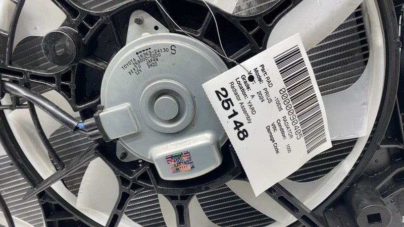 ⭕2023 2024 Toyota Prius Front Main Radiator Condenser Cooling Fan Moto