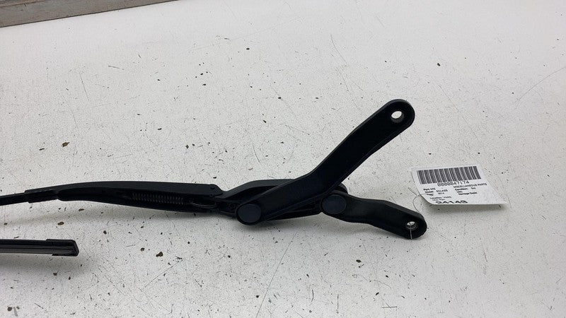 A 212 820 09 44 ⭕ 10-16 Mercedes E350 E-Class W212 Front Wiper Arm Windshield Right A2128200944
