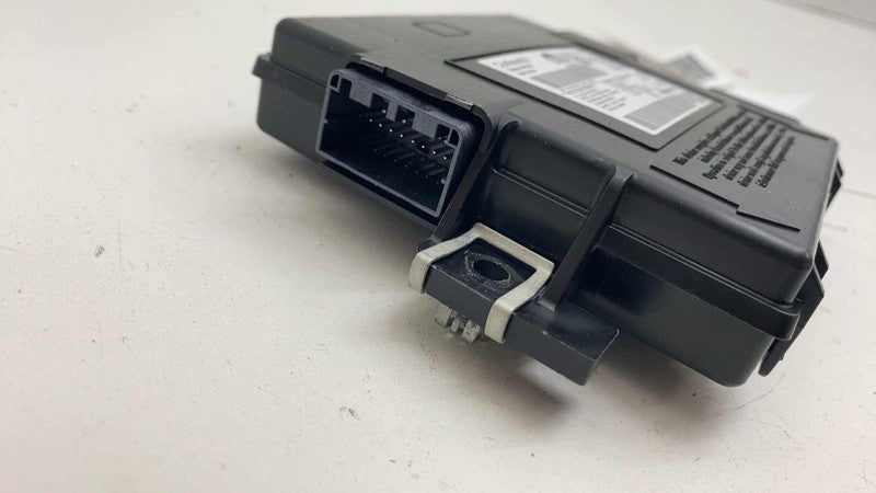 ⭕ 2017-2025 Chrysler Pacifica Transmit Hub Receiver Control Module 685