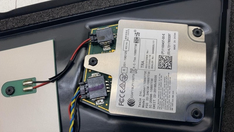 ⭕ 2017-2023 Tesla Model 3 Left B-Pillar Applique Glass Trim Molding 11