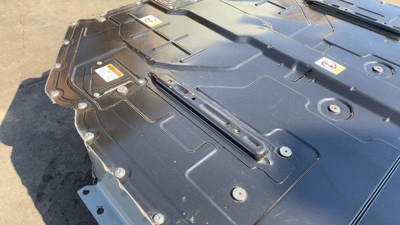 ⭕ 2022-2024 Rivian R1T R1S Large Battery Pack 141kWh Lithium Module Assembly