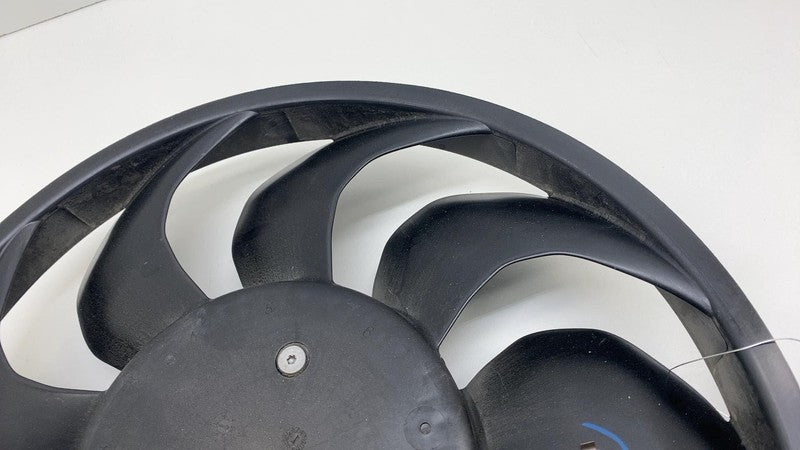 KD954002 2020-2024 Tesla Model Y Radiator Cooling Fan Blade and Motor Assembly KD954002