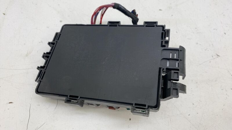 103440901C 16-20 Model X Front Junction Cabin Fuse Box Relay Control Frunk 12V 1034409-01-C