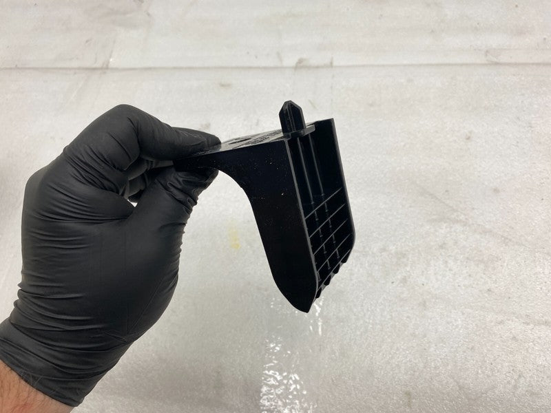 1109511 00 B ⭕ 2016-2020 Tesla Model X MX 5-Seater Gap Hider Harpoon Bracket OEM 1109511-00-B