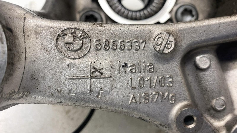 6866337 2017-2023 BMW 530e Rear Left Spindle Knuckle Hub w/ ABS & Connection Bracket RWD