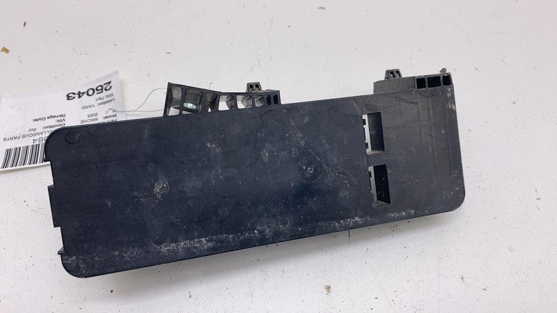 LJ8T-4D068HAC ⭕ 21-23 Mustang Mach-E Engine Bay Fuse Relay Junction Box Module LJ8T-14D068-HAC
