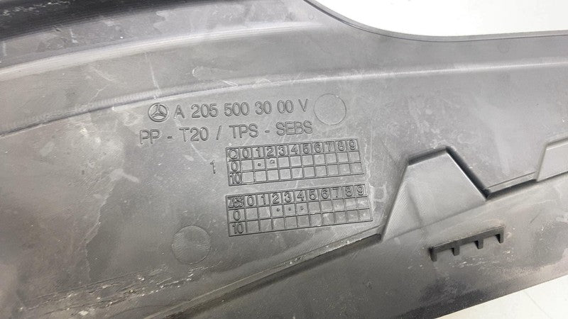 A2055003000 ⭕19-20 Mercedes-Benz C300 Front Air Intake Cleaner Inlet Cover Panel A2055003000