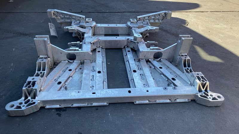 PT00001865 P ⭕ 2022-2023 Rivian R1S Front Subframe Bare Undercarriage Crossmember PT00001865P