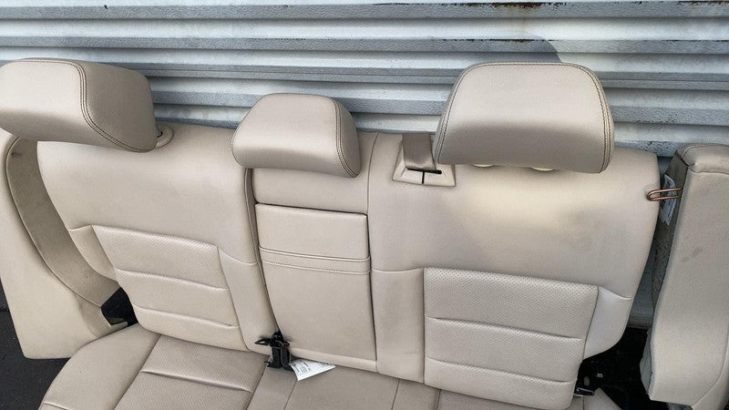 ⭕ 2014-2016 Mercedes-Benz E350 E-Class Rear 2nd Row Seat and Bolster Assembly