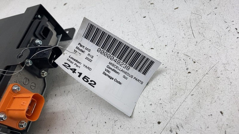 PT00000554 2022-2024 Rivian R1T R1S High Voltage HV Power Inverter Converter Control Module