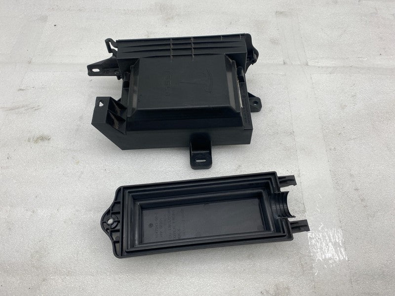 105835803C ⭕ 16-20 Model X Front Body Comfort Control Module ECU Enclosure Box 1058358-03-C