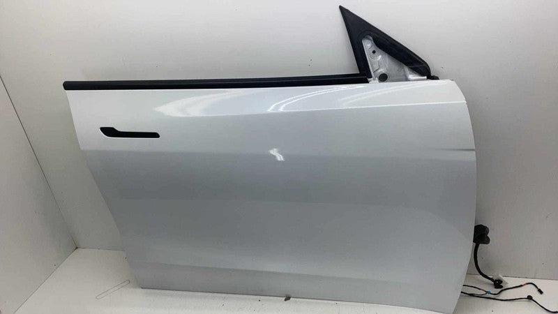 ⭕ 20-24 Tesla Model Y Front Passenger Side Door Shell Panel Right OEM