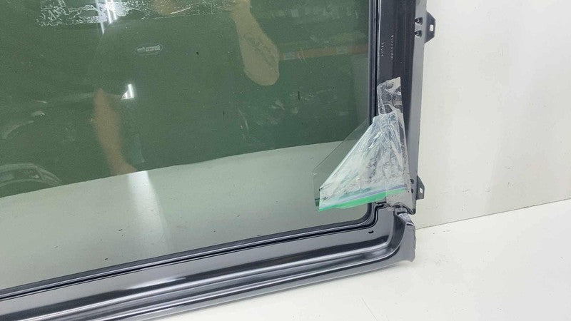⭕ 2024-2025 Chrysler Pacifica Rear Section Roof Panoramic Glass 300247