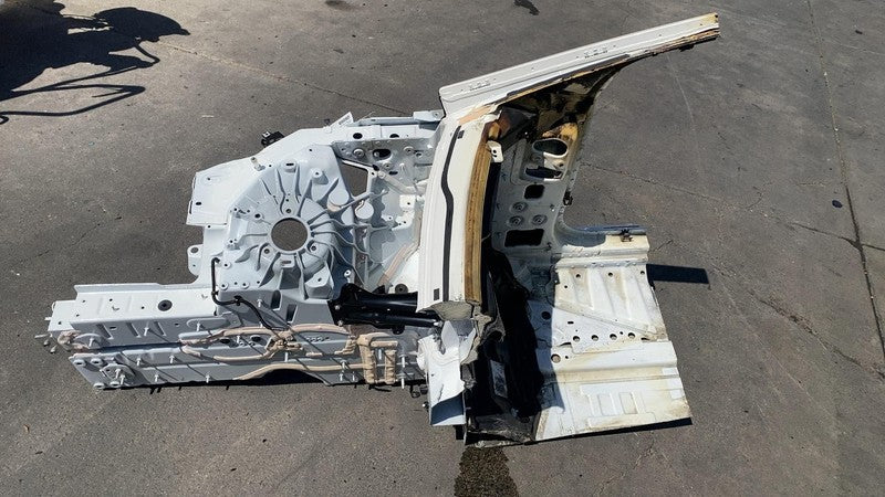 ⭕ 22-24 Mercedes EQS 450+ V297 Front Right Fender Rail Frame Horn Apron Cut RH