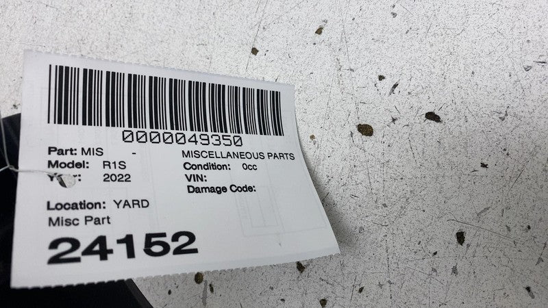 PT00001343 2022-2025 Rivian R1S R1T Left Side Kick Trim Panel Cover Assembly OEM PT00001343