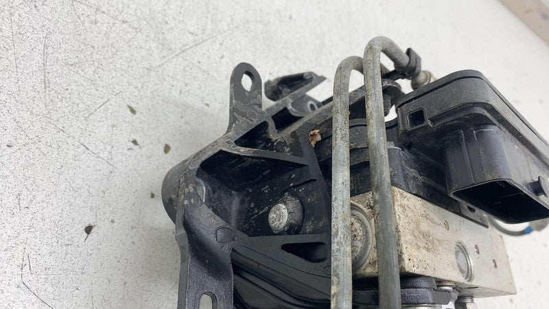 110354100A ⭕ 2017-2020 Tesla Model 3 M3 ABS Unit Hydraulic Brake Pump Module 1103541-00-A