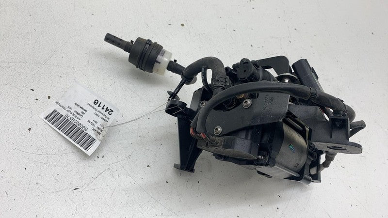 ⭕ 12-15 Tesla Model S Air Suspension Compressor Supply Unit w/ Bracket