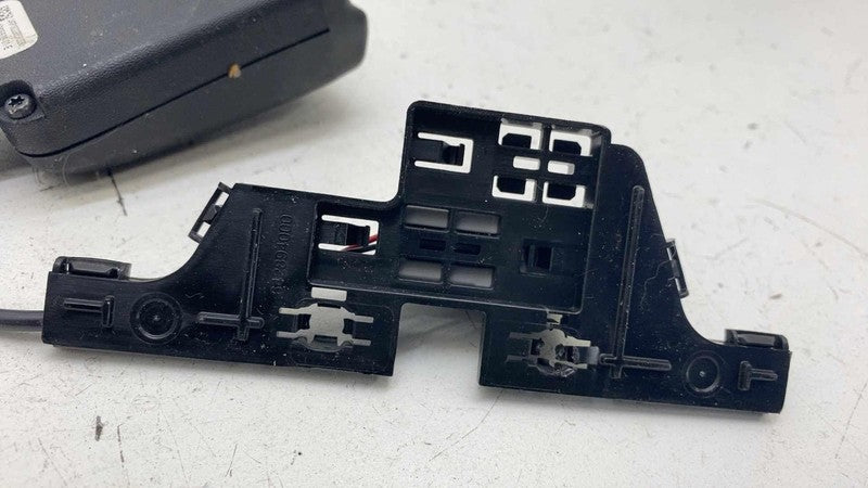 ⭕ 17-23 Model 3 Rear Driver Side 2nd Row Seatbelt Buckle Black Left 10