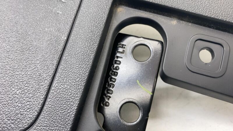 107782600D ⭕ 17-23 Tesla Model 3 Y Passenger Side Knee Airbag Safety Module Right 1077826
