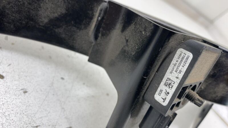 1046338-00 2012-2020 Tesla Model S Front Bumper Carrier Tube Reinforcement Bracket Assembly