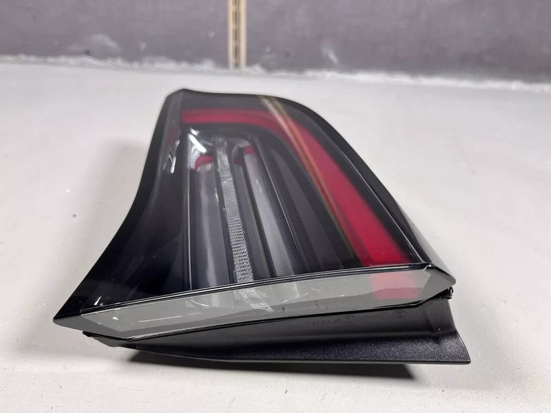 150208900B ⭕ 2020-2024 Model Y Rear Right Inner Taillight LED Tail Lamp 4-Pin 1502089-00-B