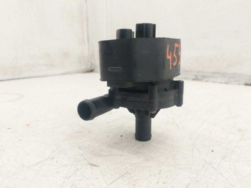 2016-2020 Tesla Model S X Cooling System Auxiliary Water Coolant Pump FWD Assy
