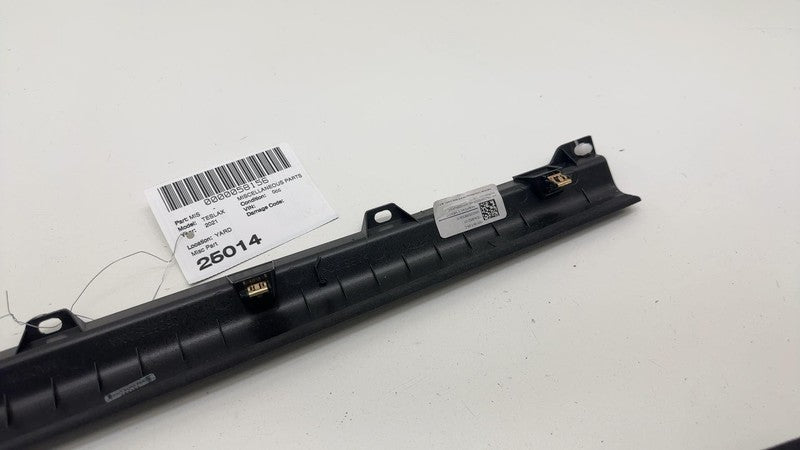 105154706C ⭕16-23 Model X Rear Left & Right Falcon Door Gap Hider 1051547-06-C/1051556-06-C