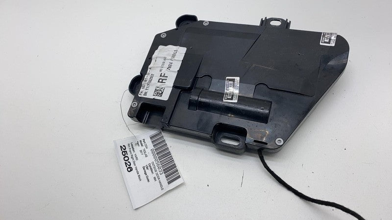 1071881-01-A 16-20 Tesla Model S Front Right Exterior Door Handle Outer RH Black 1071881-01-A
