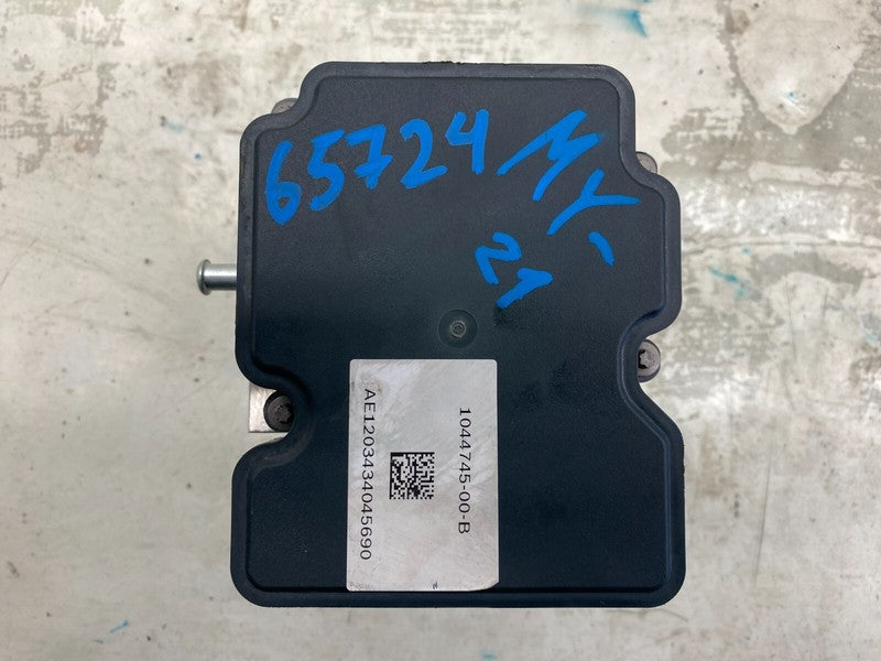 ⭕ 20-24 Tesla Model Y Anti-Lock ABS Brake System Pump Unit Module 1044