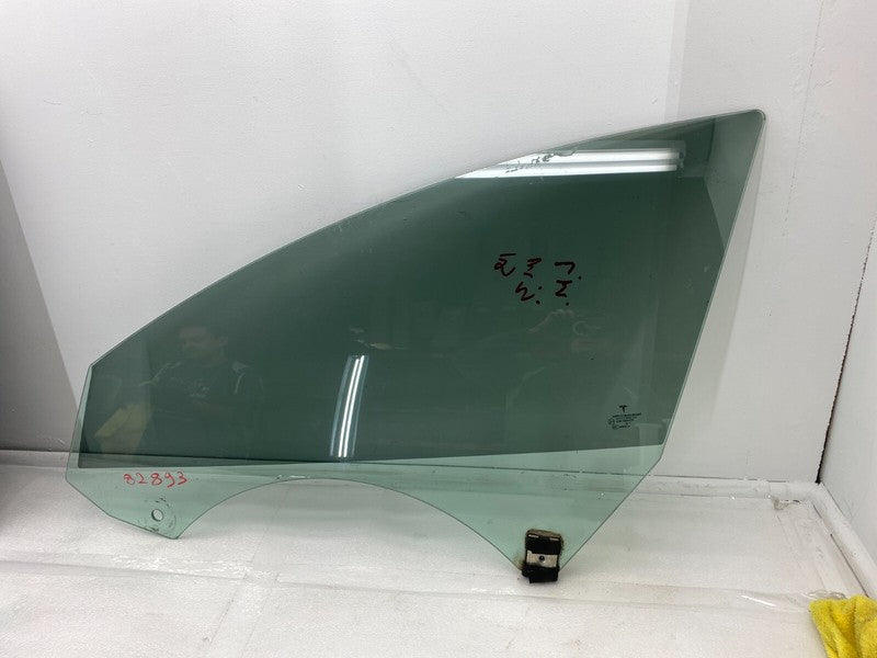 43R-004530 ⭕ 2017-2019 Tesla Model 3 Front Driver Side Door Window Glass Left Single Pane