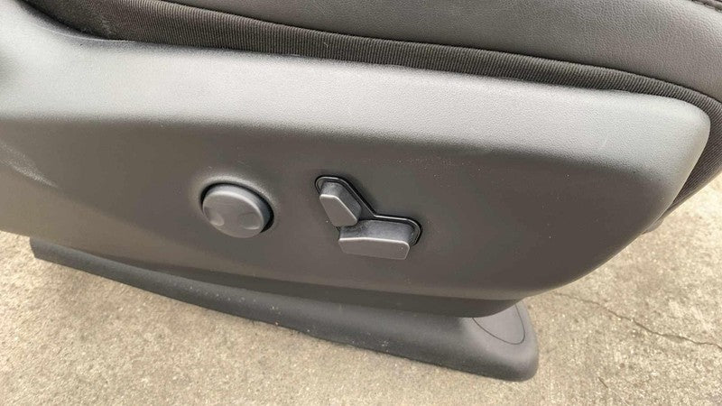 ⭕ 17-25 Chrysler Pacifica Front Passenger Side 1st Row Bucket Seat Black Right