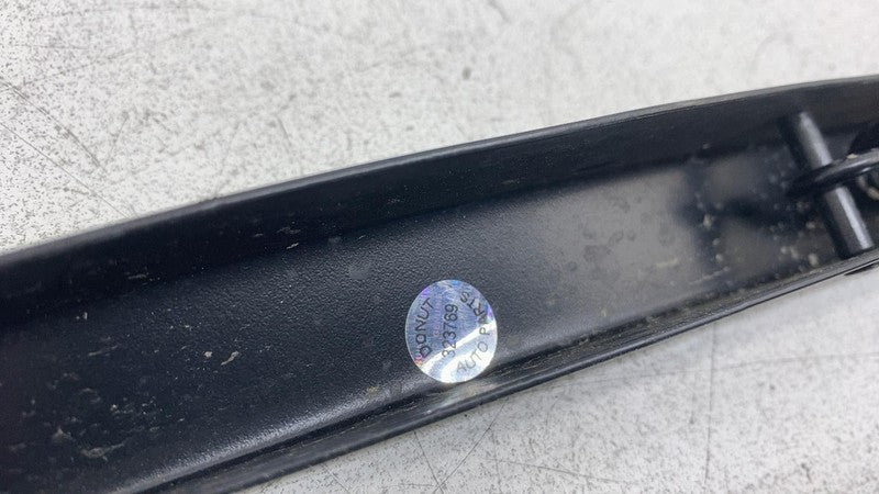 2022 2023 2024 Kia EV6 Passenger Side Windshield Wiper Arm & Blade Rig